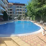 Golden Dreams 아파트 써니비치