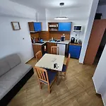 Golden Dreams Apartment Slantschew brjag