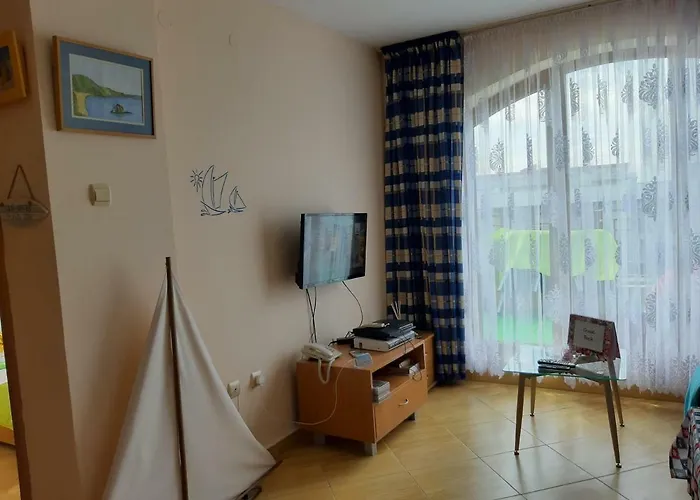 Golden Dreams Slantchev Briag