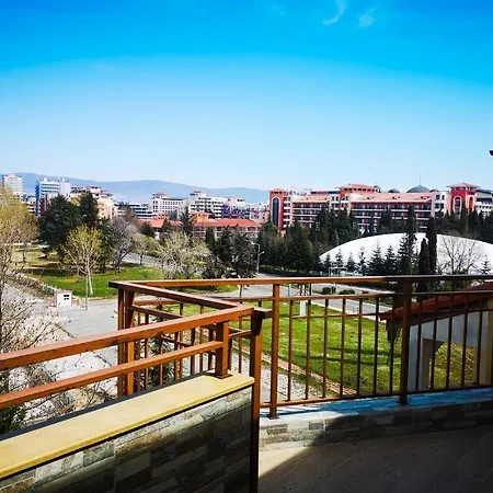 Apartment Golden Dreams