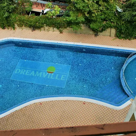 Apartment Golden Dreams