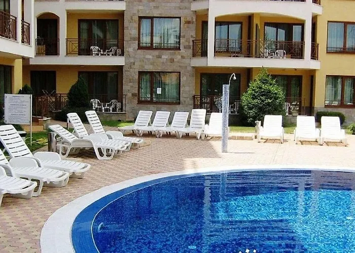 Апартаменты Golden Dreams *